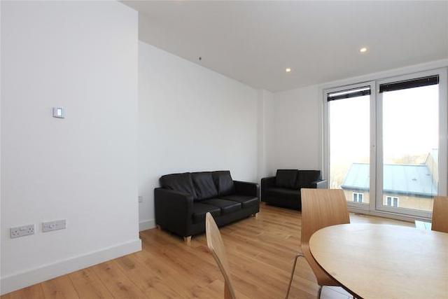  Image of 2 bedroom Flat for sale in Wandsworth Road London SW8 at 212 Wandsworth Road, Nine Elms, London SW8