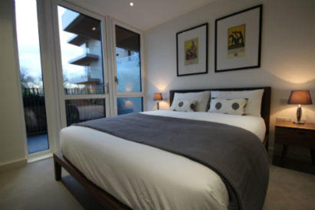  Image of 2 bedroom Flat to rent in  at Devan Grove, Hackney N4