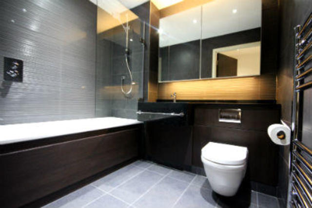  Image of 2 bedroom Flat to rent in  at Devan Grove, Hackney N4