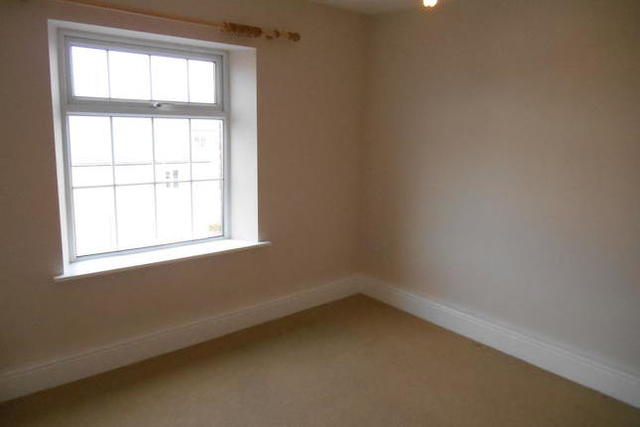  Image of 2 bedroom Flat to rent in East Reach Taunton TA1 at East Reach, Taunton TA1