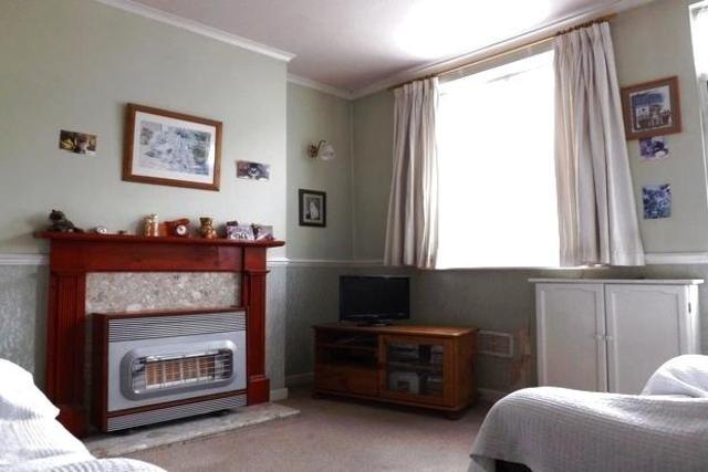  Image of 2 bedroom Terraced house for sale in Chandos Avenue Netherfield Nottingham NG4 at Chandos Avenue, Netherfield, Nottingham NG4