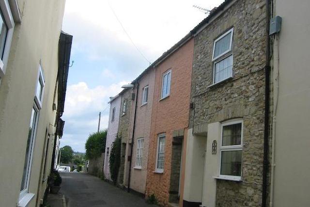  Image of 2 bedroom Terraced house to rent in North Street Axminster EX13 at Old North Street, Axminster EX13
