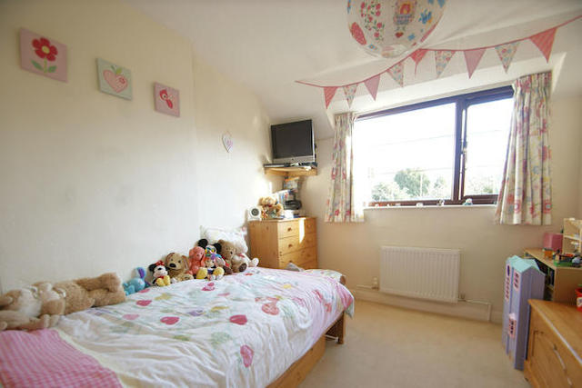  Image of 3 bedroom Cottage for sale in Rectory Lane Lower Brailes Banbury OX15 at Rectory Lane, Lower Brailes OX15