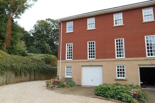  Image of 4 bedroom End of Terrace to rent in Prispen Drive Silverton Exeter EX5 at Prispen Drive, Silverton, Exeter EX5