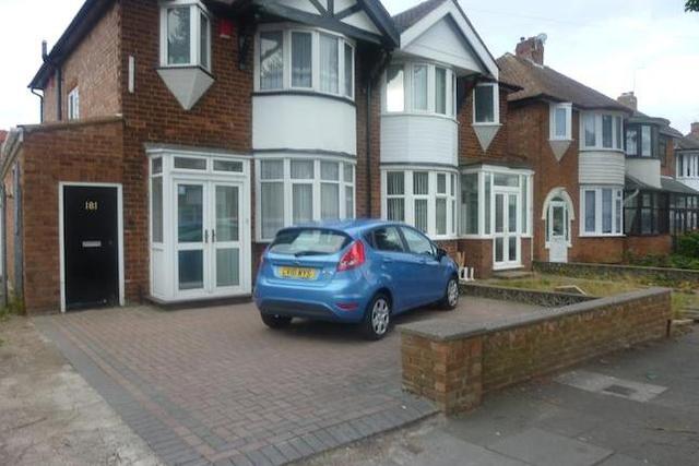  Image of 4 bedroom  to rent in Pendragon Road Perry Barr Birmingham B42 at Pendragon Road, Perry Barr, Birmingham B42