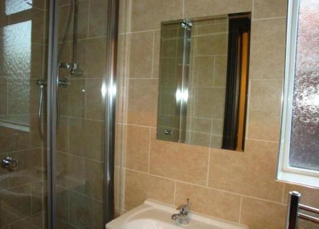  Image of 5 bedroom Terraced house to rent in Warwards Lane Stirchley Birmingham B29 at 90 Warwards Lane, Selly Oak, Birmingham B29