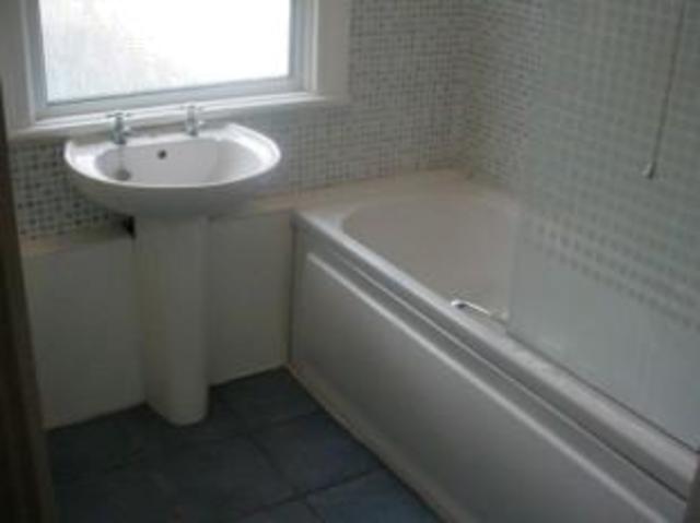  Image of 6 bedroom  to rent in Hallewell Road Edgbaston Birmingham B16 at Hallewell Road, Edgbaston, Birmingham B16