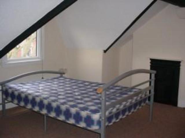  Image of 6 bedroom  to rent in Hallewell Road Edgbaston Birmingham B16 at Hallewell Road, Edgbaston, Birmingham B16