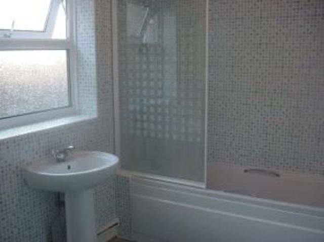  Image of 6 bedroom Terraced house to rent in Pershore Road Selly Park Birmingham B29 at 958 Pershore Road, Selly Park, Birmingham B29