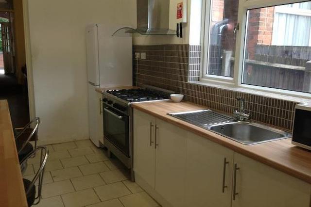  Image of 1 bedroom Room to rent in Pershore Road Selly Park Birmingham B29 at 958 Pershore Road, Room 3, Selly Park, Birmingham B29