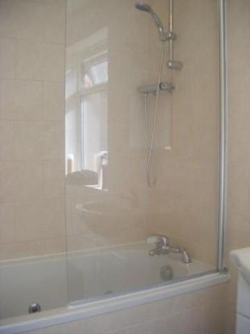  Image of 1 bedroom Room to rent in Pershore Road Selly Park Birmingham B29 at Short Term Let: 968 Pershore Road, Room 3, Birmingham B29