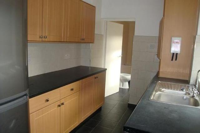  Image of 1 bedroom Room to rent in Pershore Road Selly Park Birmingham B29 at Short Term Let: 968 Pershore Road, Room 3, Birmingham B29