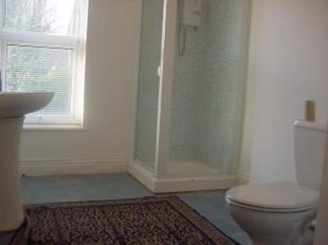  Image of 1 bedroom Room to rent in Pershore Road Selly Park Birmingham B29 at 958 Pershore Road, Room 5, Selly Park, Birmingham B29