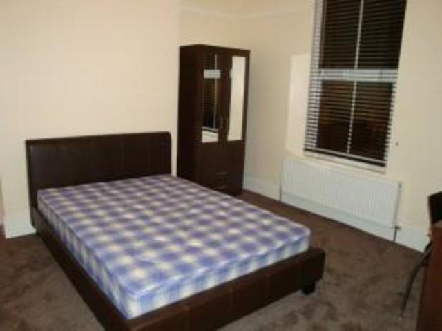  Image of 1 bedroom Room to rent in Salisbury Road Moseley Birmingham B13 at House Share: Salisbury Road, Moseley, Birmingham B13