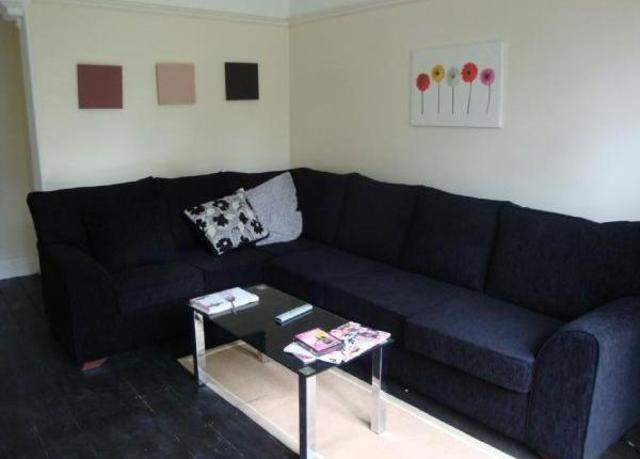  Image of 1 bedroom Room to rent in Salisbury Road Moseley Birmingham B13 at House Share: Salisbury Road, Moseley, Birmingham B13