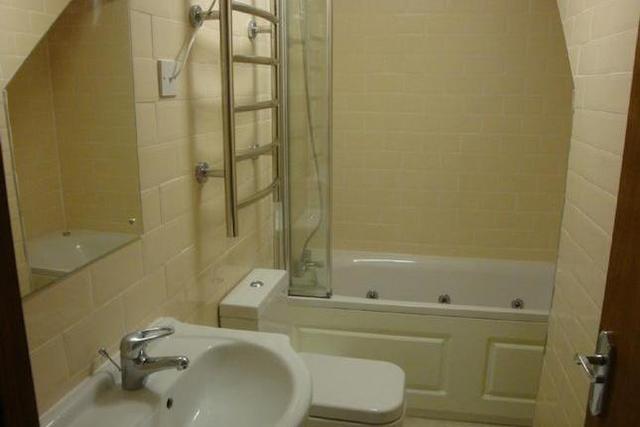  Image of 1 bedroom Room to rent in Dale Road Edgbaston Birmingham B29 at 276 Tiverton Road, Room 5, Sellyoak, Birmingham B29