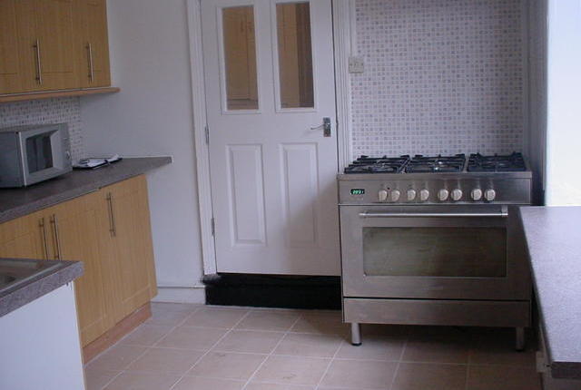  Image of 1 bedroom Room to rent in Hallewell Road Edgbaston Birmingham B16 at Hallewell Road, Edgbaston, Birmingham B16