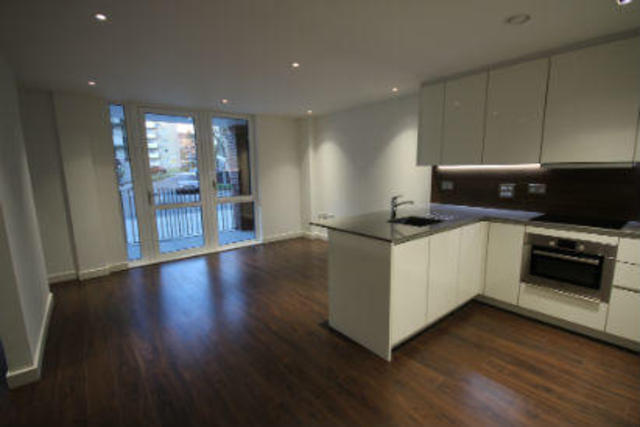  Image of Studio flat to rent in  at Devan Grove, Hackney N4