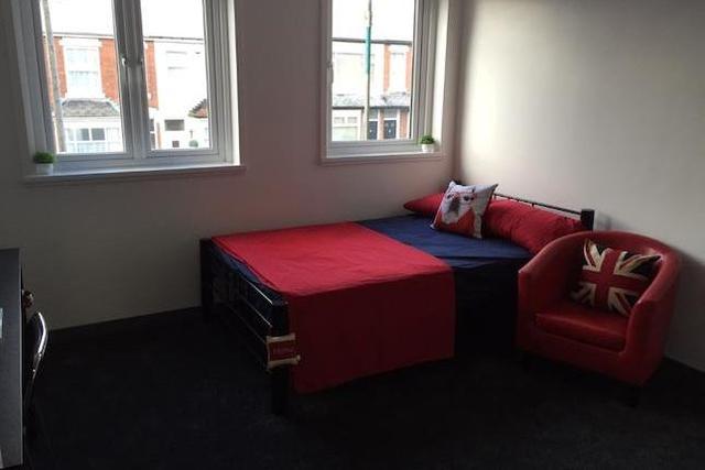  Image of Studio flat to rent in Pershore Road Selly Park Birmingham B29 at 966 Pershore Road, Selly Park B29