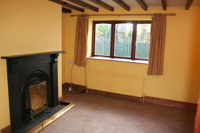  Image of 1 bedroom Cottage to rent in The Green Beckingham Doncaster DN10 at The Green, Beckingham DN10