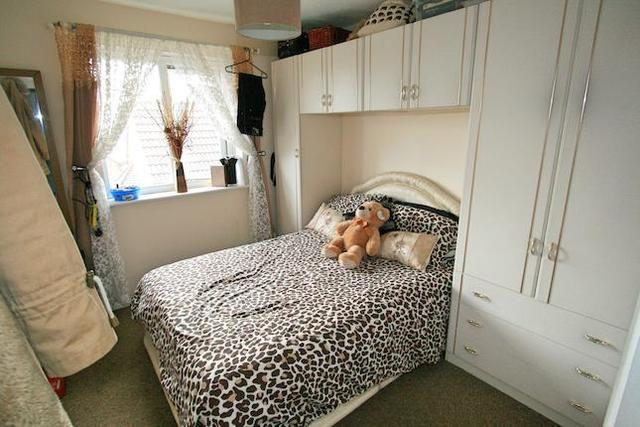  Image of 1 bedroom Flat for sale in Dale Close Stanway Colchester CO3 at Dale Close, Colchester CO3