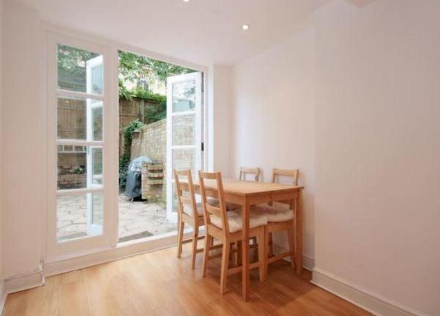  Image of 1 bedroom Flat to rent in Swanscombe Road London W4 at Swanscombe Road, London W4