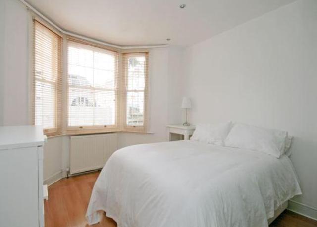  Image of 1 bedroom Flat to rent in Swanscombe Road London W4 at Swanscombe Road, London W4