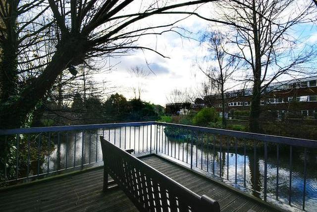  Image of 2 bedroom Flat to rent in The Knoll London W13 at The Grange, The Knoll, Ealing W13