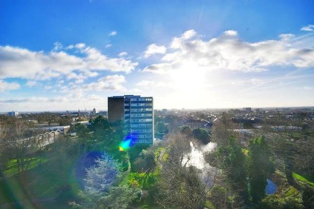  Image of 2 bedroom Flat to rent in The Knoll London W13 at The Grange, The Knoll, Ealing W13