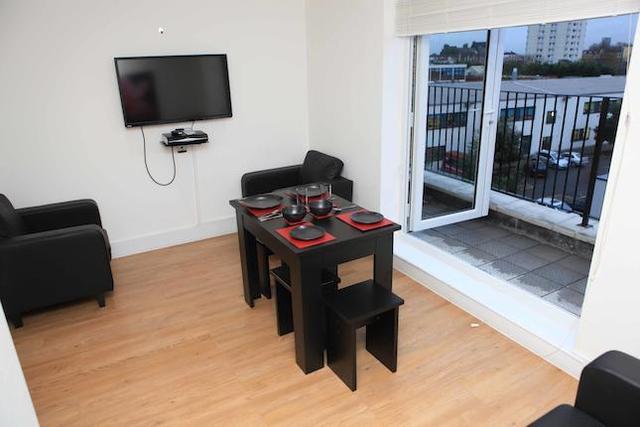  Image of 2 bedroom Flat to rent in St. Mark Street London E1 at Barnett Street, London E1