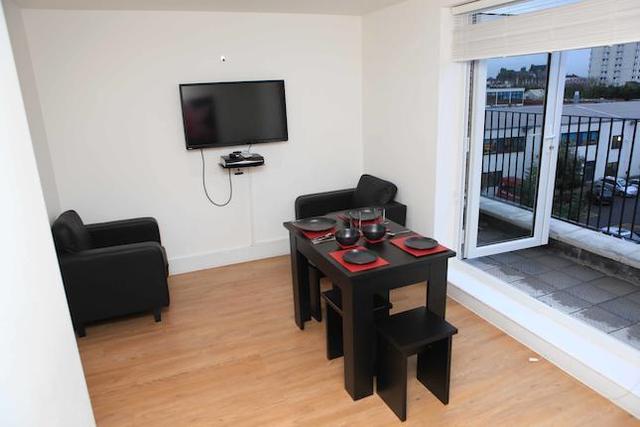  Image of 2 bedroom Flat to rent in St. Mark Street London E1 at Barnett Street, London E1