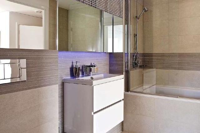  Image of 2 bedroom Flat to rent in Plough Way London SE16 at Marine Wharf, Plough Way, Surrey Quays SE16