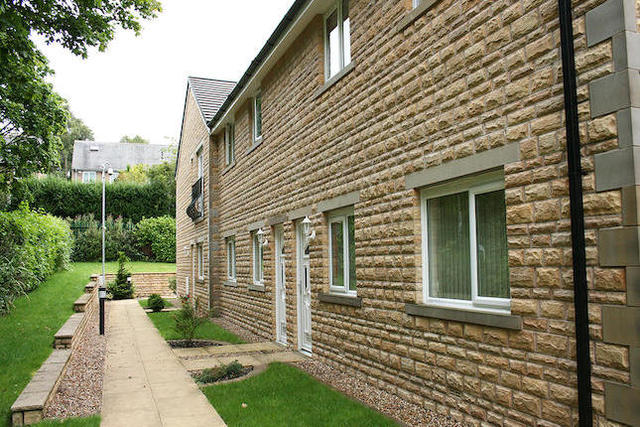  Image of 2 bedroom Flat to rent in Birchfield Mews Burnley BB12 at 22 Birchfield Mews, Burnley BB12