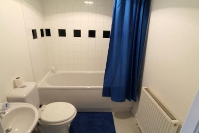  Image of 2 bedroom Flat to rent in Long Trods Selby YO8 at Harlequin Heights, Selby YO8