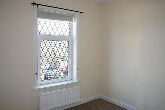  Image of 2 bedroom Terraced house to rent in Lower East Avenue Barnoldswick BB18 at 4 Lower East Ave, Barnoldswick BB18