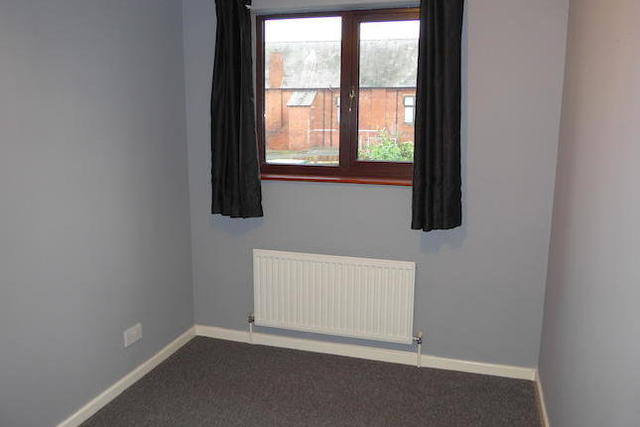  Image of 3 bedroom  to rent in Smarts Way St. Georges Telford TF2 at Smarts Way, St. Georges, Telford TF2