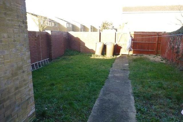  Image of 3 bedroom End of Terrace for sale in Lincoln Close Bicester OX26 at Lincoln Close, Bicester OX26