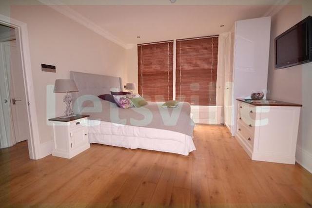  Image of 3 bedroom Flat to rent in Draycott Place London SW3 at Draycott Place, London SW3
