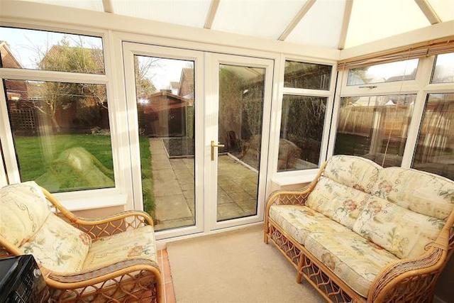  Image of 4 bedroom  for sale in Garthends Lane Hemingbrough Selby YO8 at Garthends Lane, Hemingbrough, Selby YO8