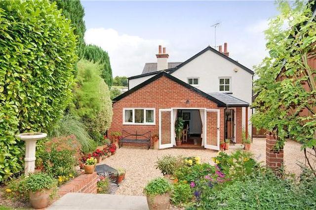  Image of 4 bedroom  for sale in Tidworth Road Allington Salisbury SP4 at Allington, Salisbury, Wiltshire SP4