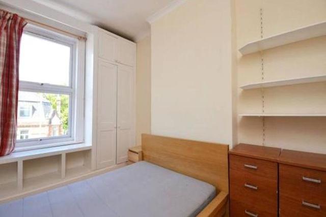  Image of 4 bedroom Flat for sale in Ewell Road Surbiton KT6 at Ewell Road, Surbiton KT6