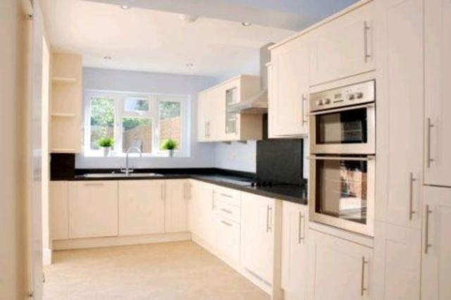  Image of 5 bedroom Property to rent in Ridgeway Road Osterley Isleworth TW7 at Ridgeway Road, Isleworth TW7