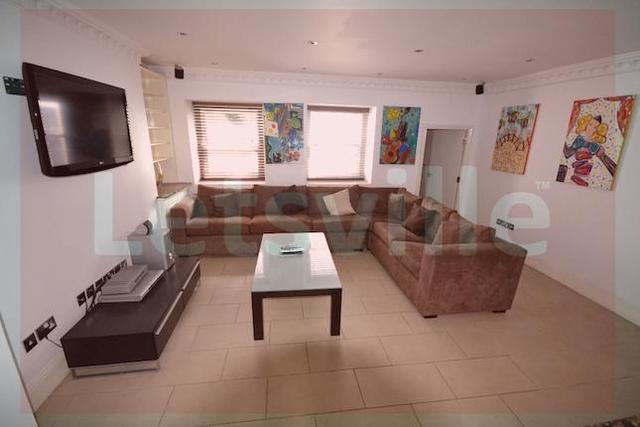  Image of 5 bedroom Terraced house to rent in Upper Berkeley Street London W1H at York Street Chambers, York Street, London W1H