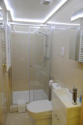  Image of Studio flat to rent in Rotherhithe New Road London SE16 at Rotherhithe New Road, London SE16