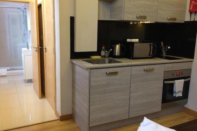  Image of Studio flat to rent in Rotherhithe New Road London SE16 at Rotherhithe New Road, London SE16