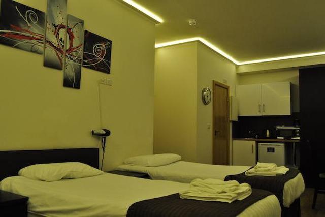  Image of Studio flat to rent in Rotherhithe New Road London SE16 at Rotherhithe New Road, London SE16
