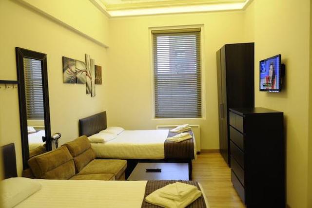  Image of Studio flat to rent in Rotherhithe New Road London SE16 at Rotherhithe New Road, London SE16