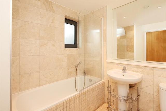  Image of 2 bedroom Flat to rent in Uxbridge Road London W13 at Uxbridge Road, London W13