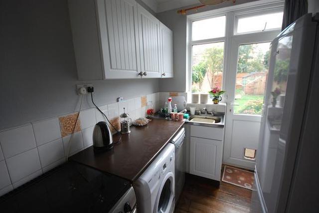  Image of 3 bedroom Property to rent in Hartham Road Isleworth TW7 at Hartham Road, Isleworth TW7