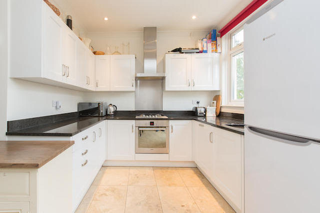  Image of 4 bedroom Terraced house to rent in Wisley Road London SW11 at Wisley Road, Battersea, London SW11